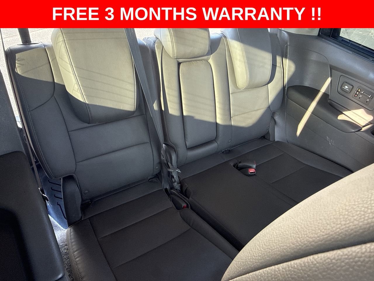 Used 2014 Honda Odyssey Touring Elite image 23