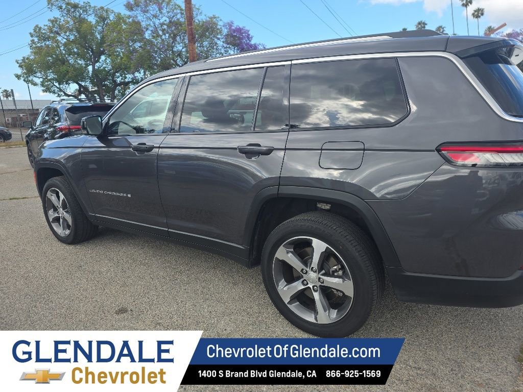 Used 2023 Jeep Grand Cherokee L Limited AWD/4WD image 4