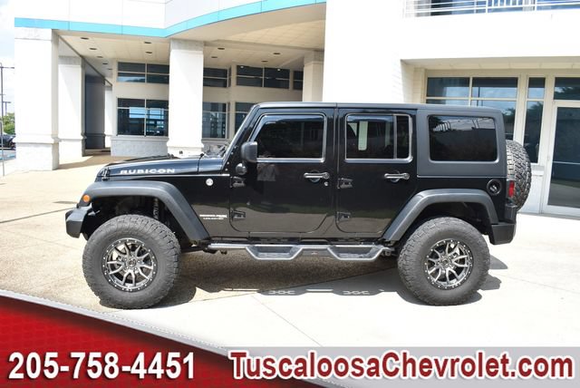 Used 2018 Jeep Wrangler Unlimited Rubicon w/ Connectivity Group AWD/4WD image 6
