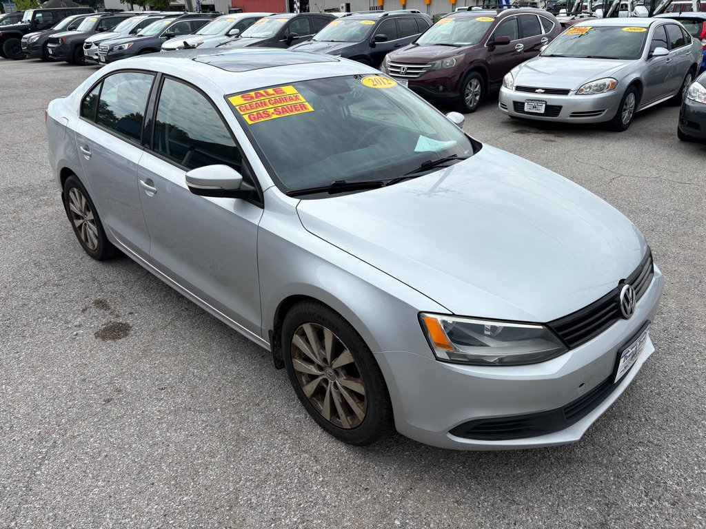 Used 2012 Volkswagen Jetta SE FWD image 1