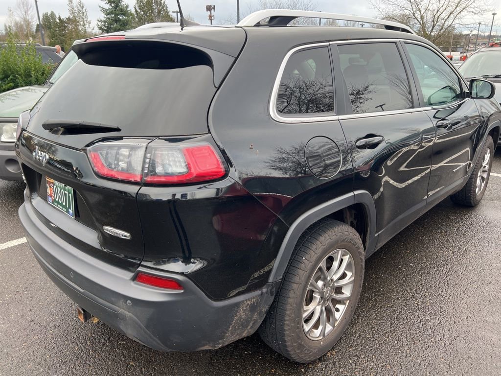 Used 2019 Jeep Cherokee Latitude Plus w/ Comfort/Convenience Group image 4