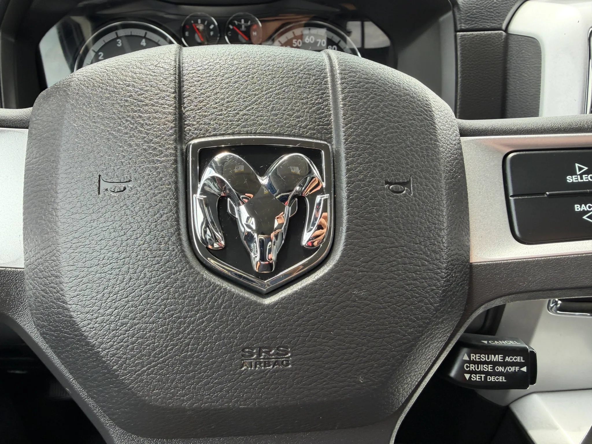 Used 2009 Dodge Ram 1500 Truck Laramie AWD/4WD image 28
