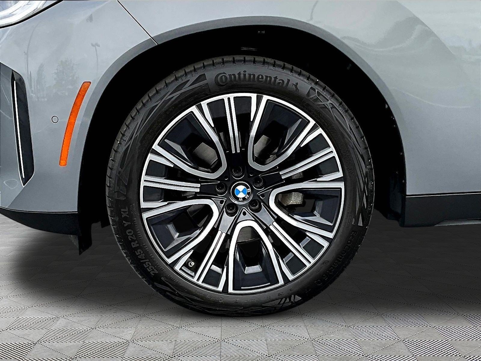 Used 2025 BMW X3 xDrive30i w/ Premium Package AWD/4WD image 34