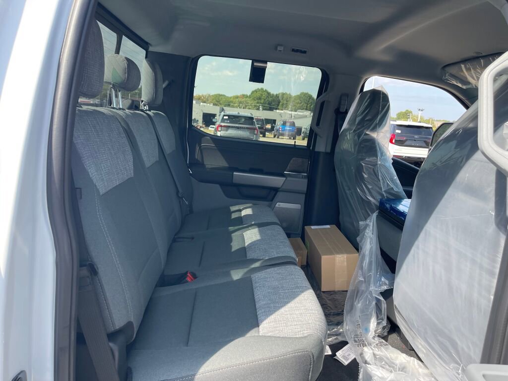 New 2026 Ford F350 XLT image 13