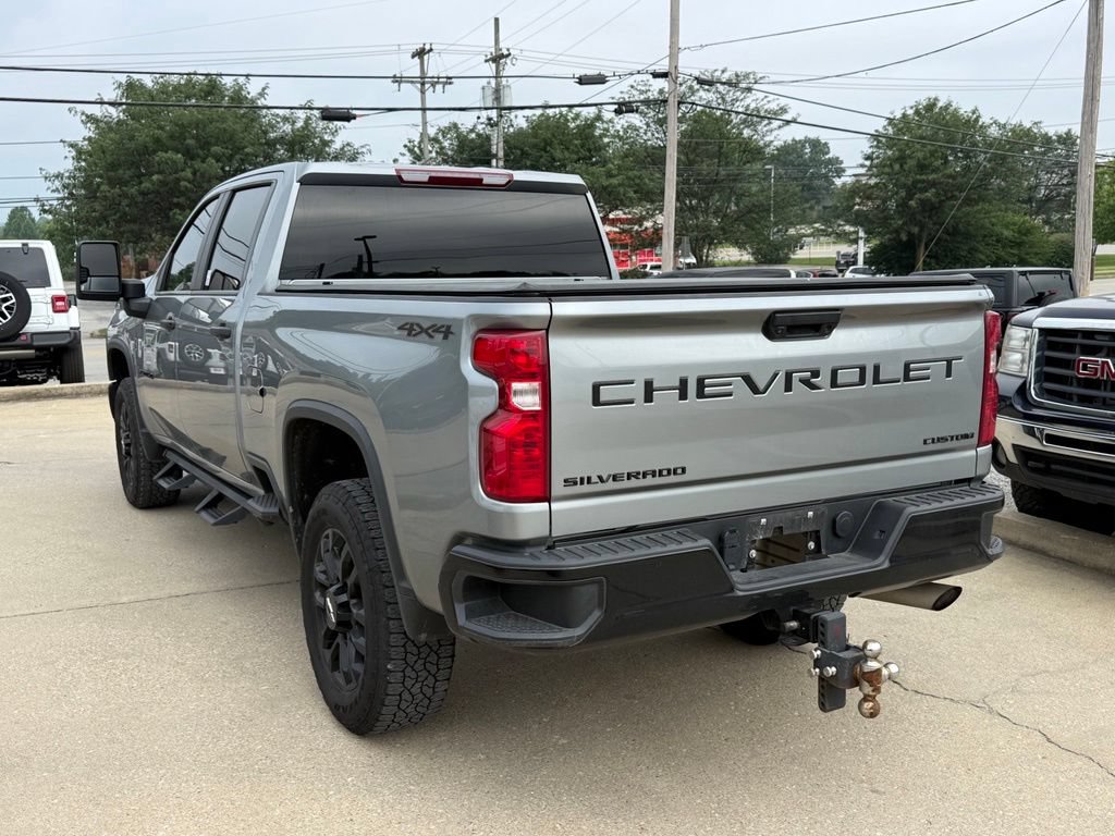Used 2025 Chevrolet Silverado 2500 Custom w/ Custom Blackout Package AWD/4WD image 9