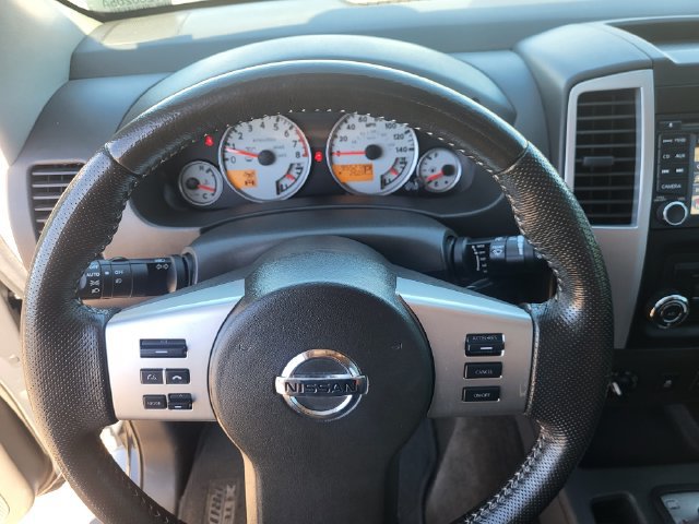 Used 2013 Nissan Xterra PRO-4X w/ Pro-4x Leather Pkg AWD/4WD image 17