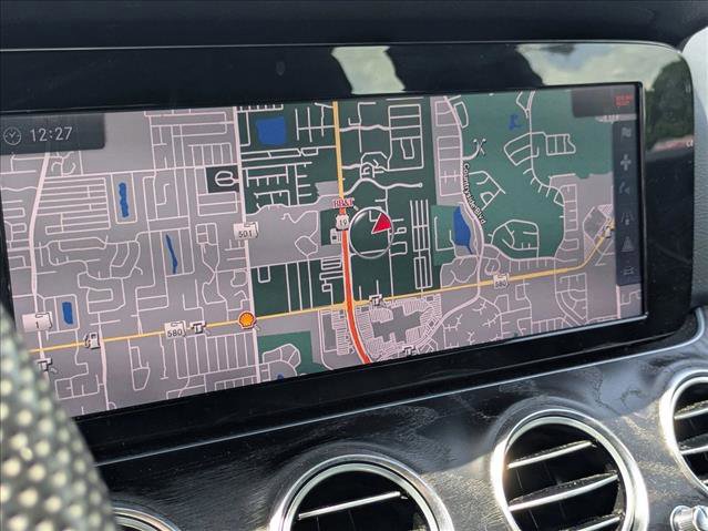 Used 2017 Mercedes-Benz E 300 4MATIC image 11