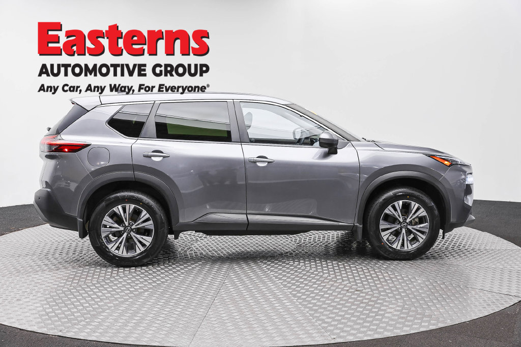 Used 2023 Nissan Rogue SV AWD/4WD image 5