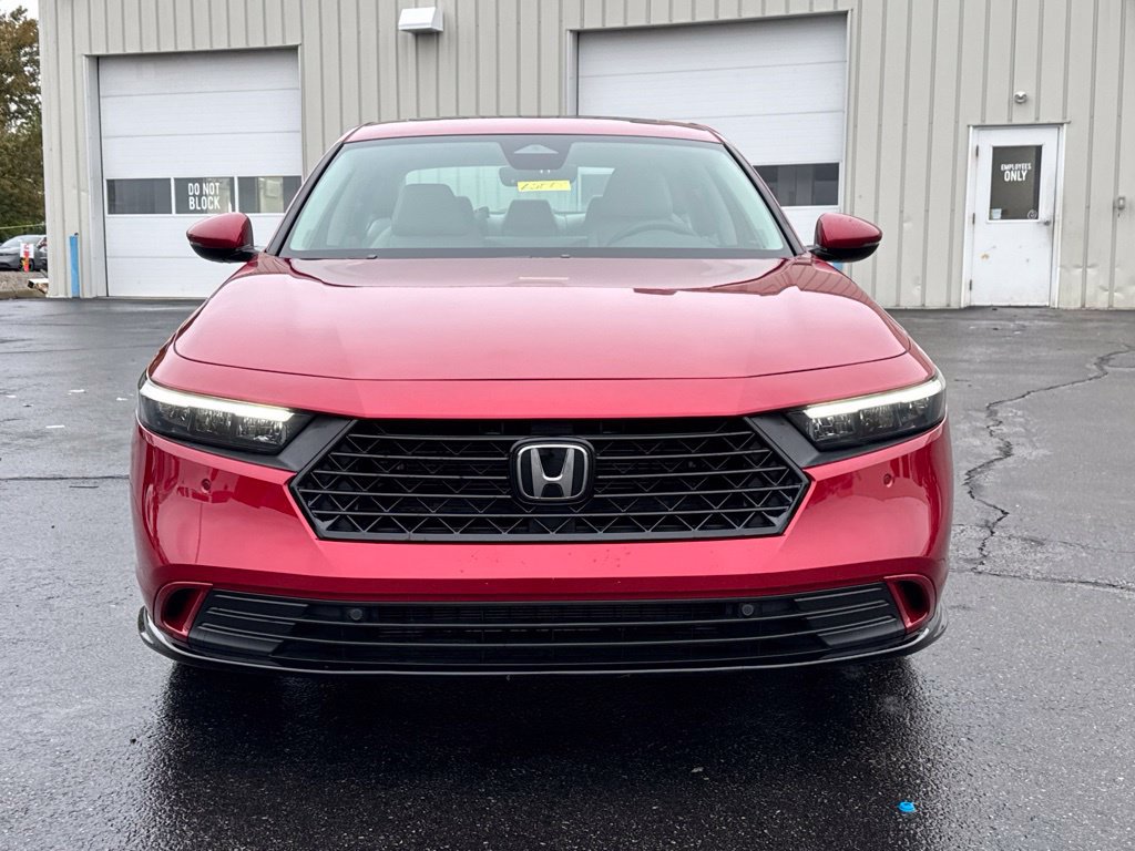 Certified 2025 Honda Accord EX-L image 2