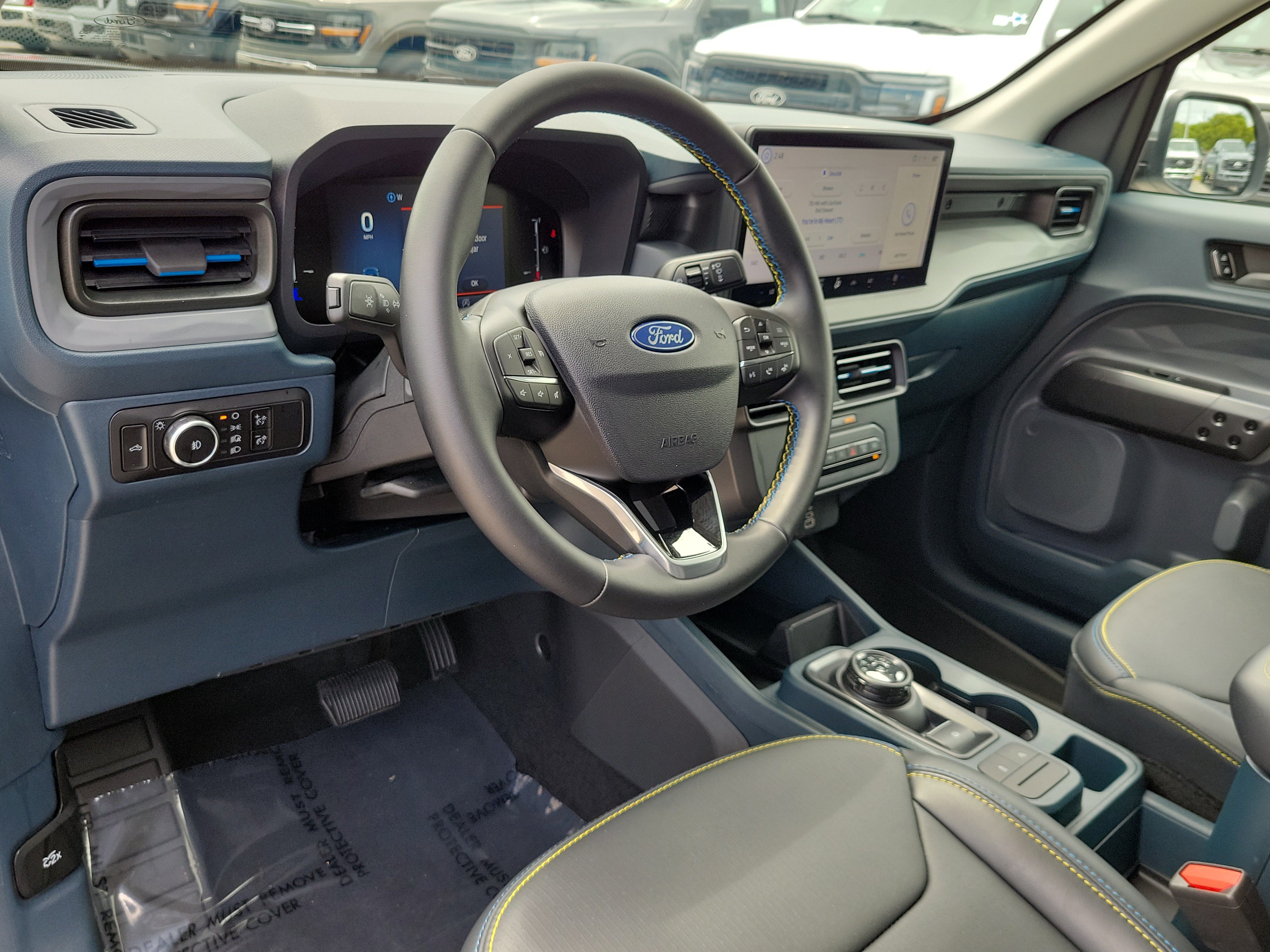 Used 2026 Ford Maverick Lobo AWD/4WD image 9