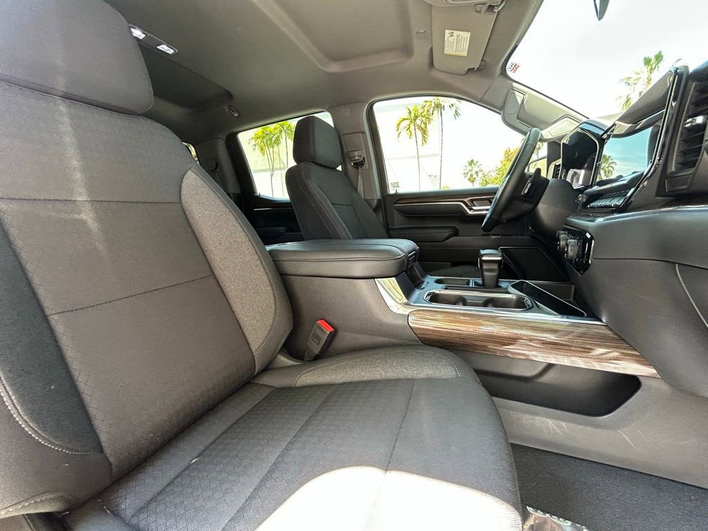 Used 2024 Chevrolet Silverado 1500 LT Trail Boss image 39