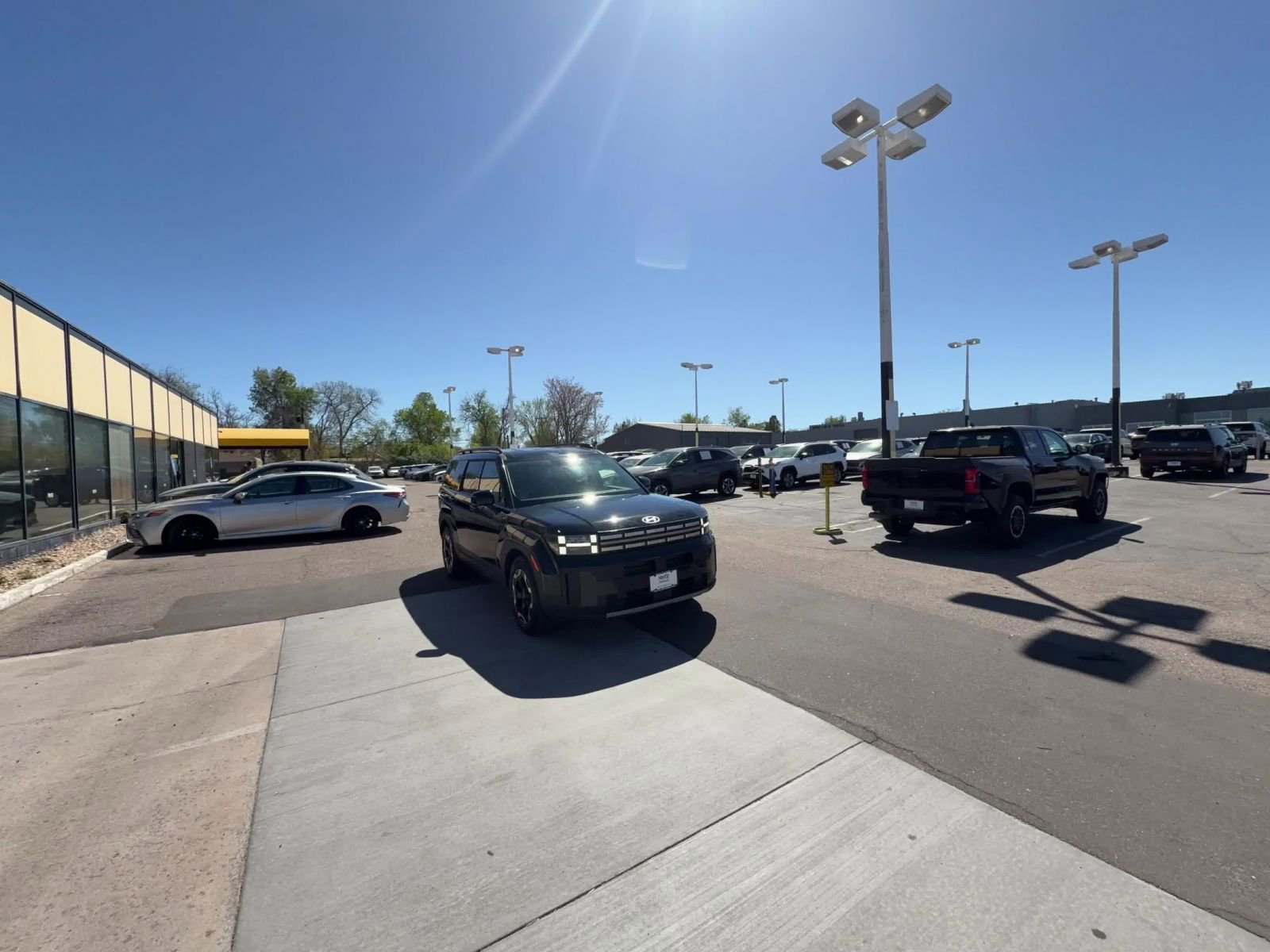 Used 2025 Hyundai Santa Fe SEL image 14