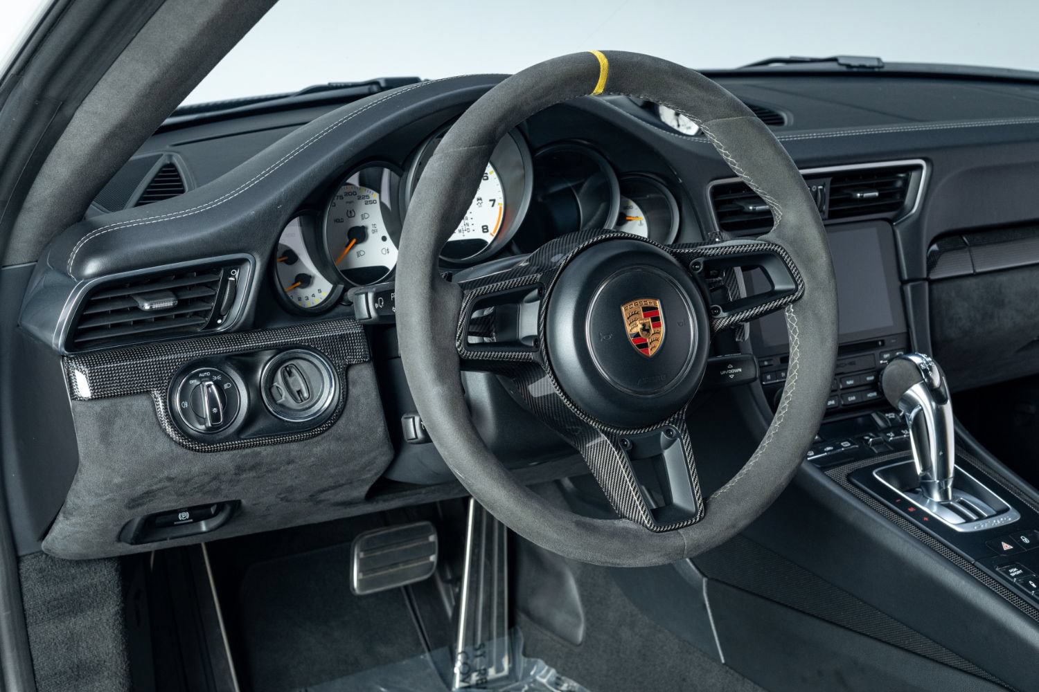 Used 2018 Porsche 911 GT2 RS RWD image 54