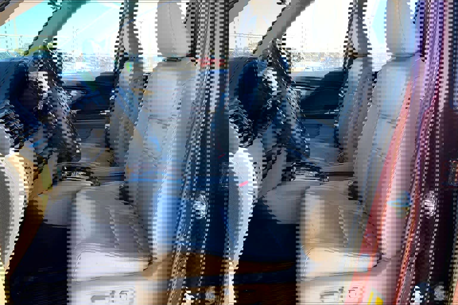 Used 2018 Honda Pilot Touring image 8