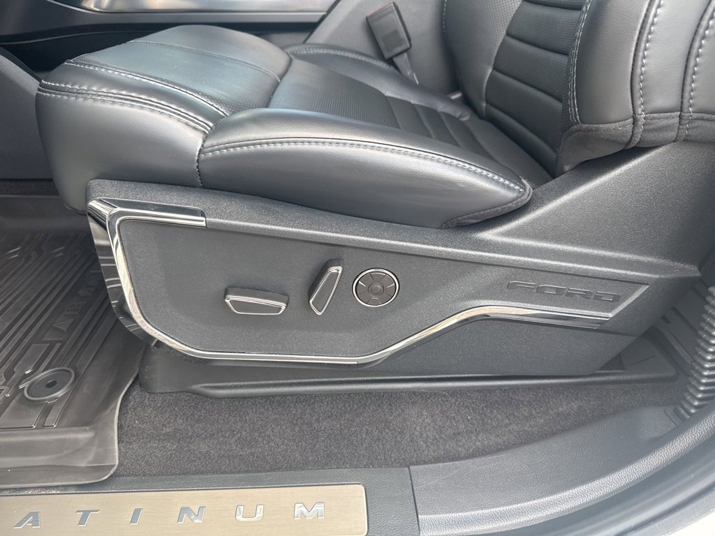 Used 2025 Ford F150 Platinum w/ Equipment Group 702A High image 35