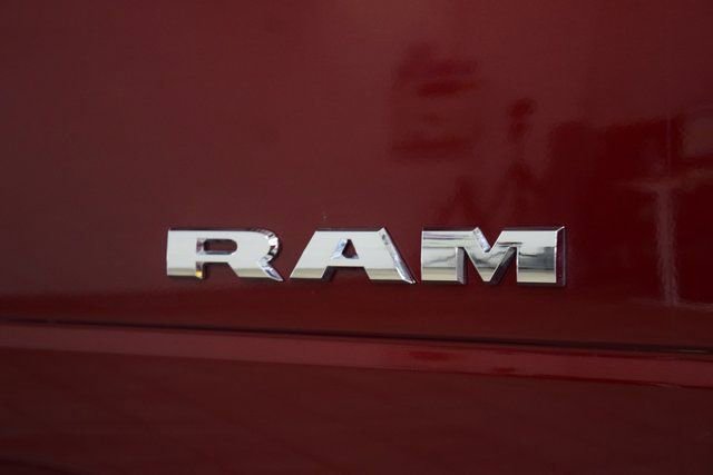 Used 2024 RAM 4500 SLT w/ Quick Order Package 2YG SLT image 11