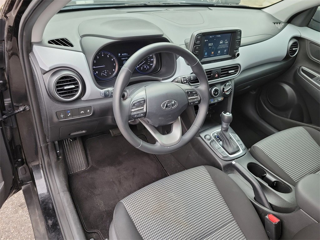 Used 2018 Hyundai Kona SEL image 16