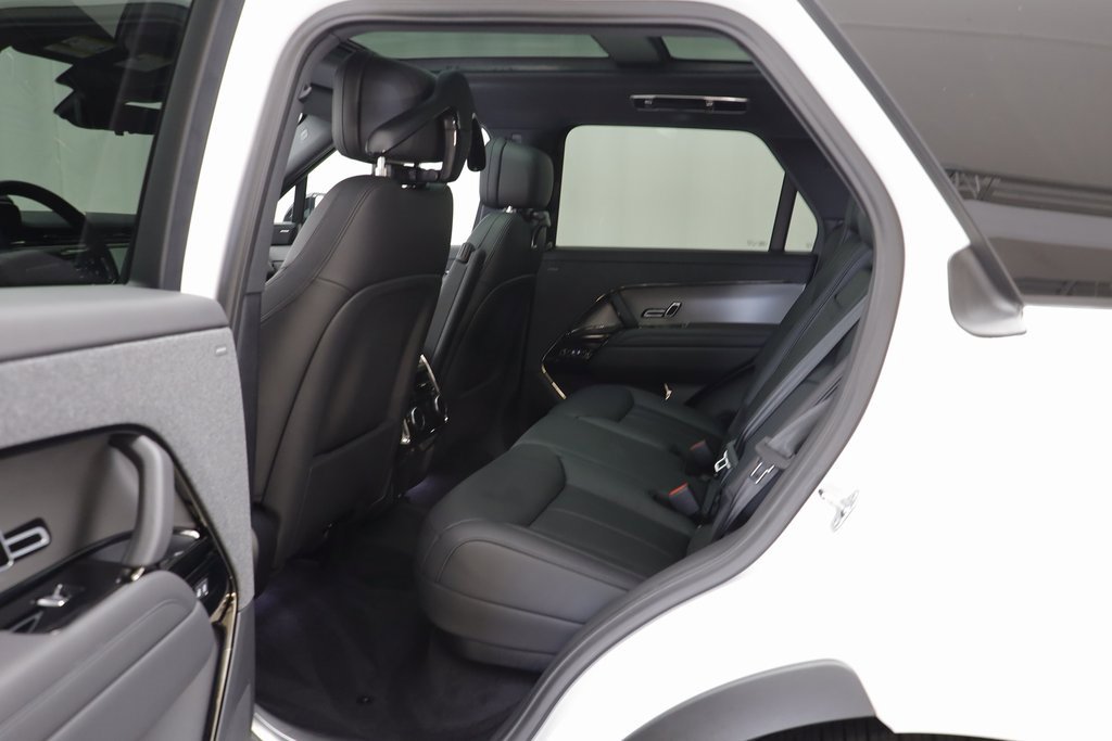 Used 2025 Land Rover Range Rover Sport Dynamic SE image 15