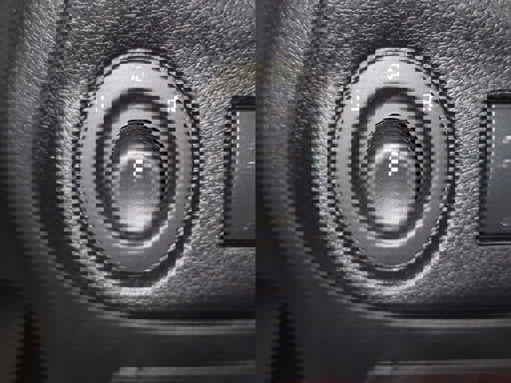 Used 2017 Jeep Wrangler Unlimited Rubicon image 25