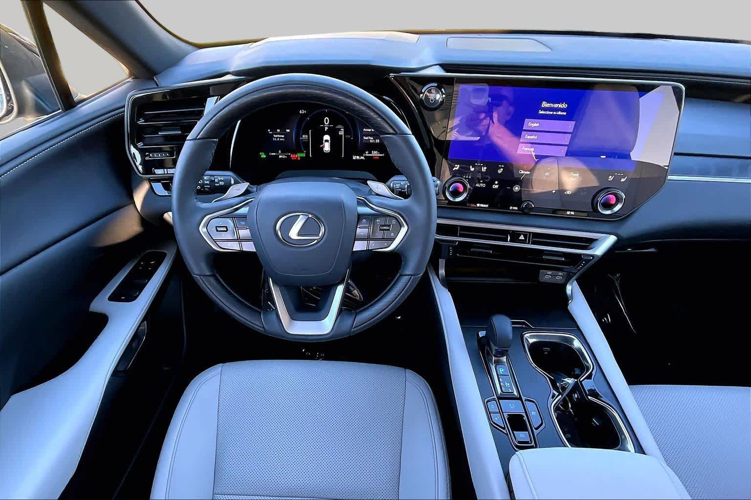 Certified 2026 Lexus RX 350h AWD/4WD image 6