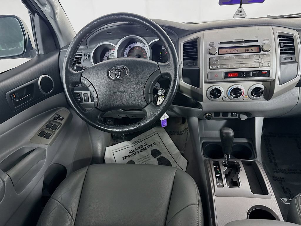 Used 2011 Toyota Tacoma PreRunner w/ SR5 Pkg #2 RWD image 24