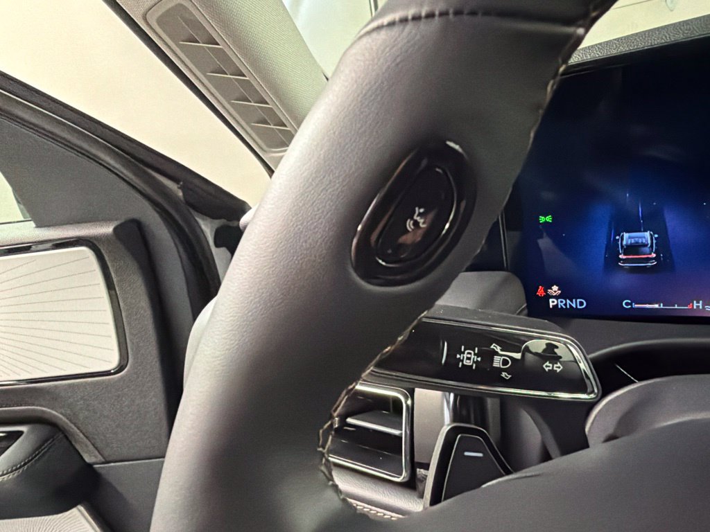 New 2027 Lincoln Aviator Reserve AWD/4WD image 18
