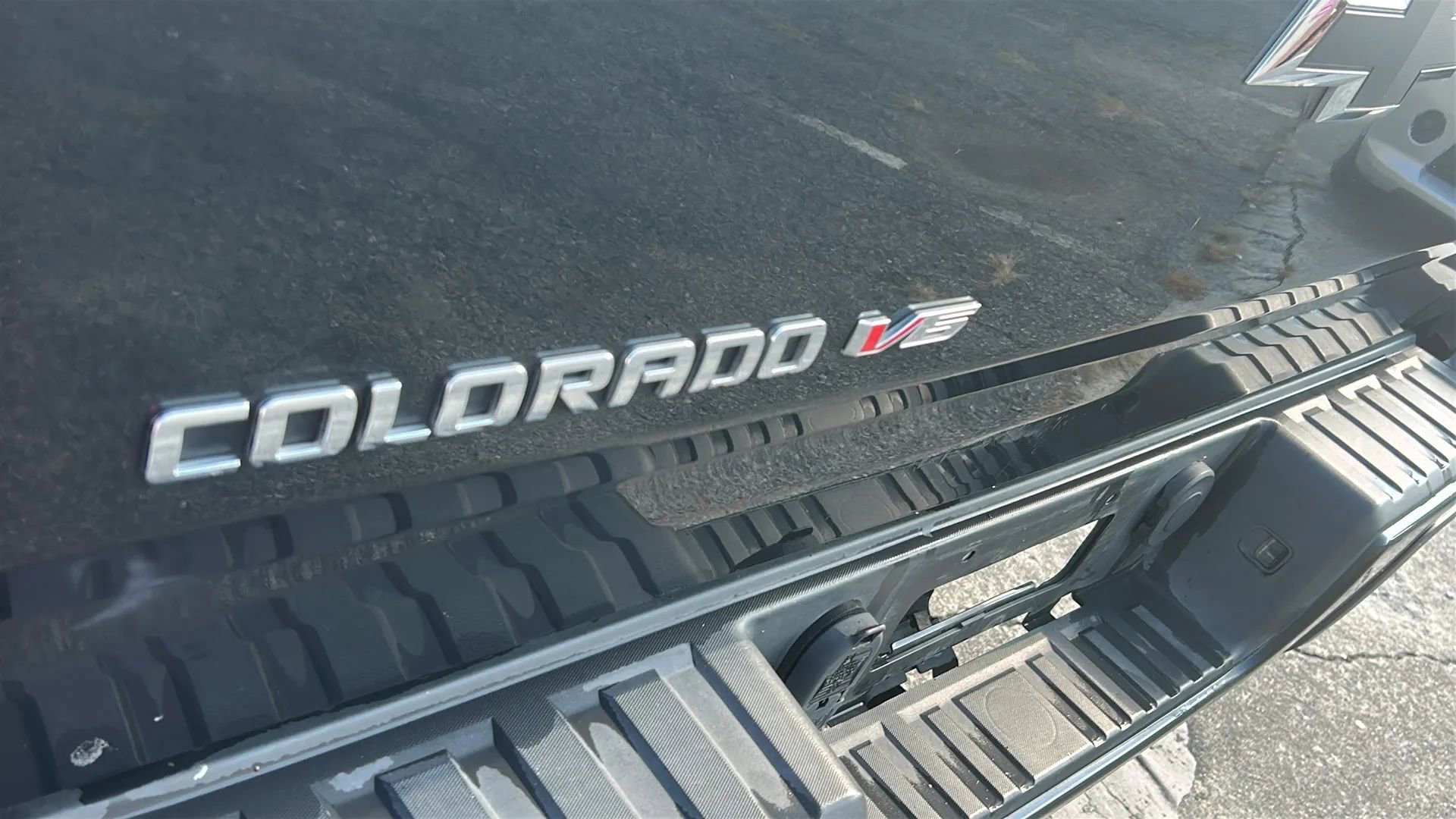 Used 2017 Chevrolet Colorado W/T w/ WT Convenience Package image 7