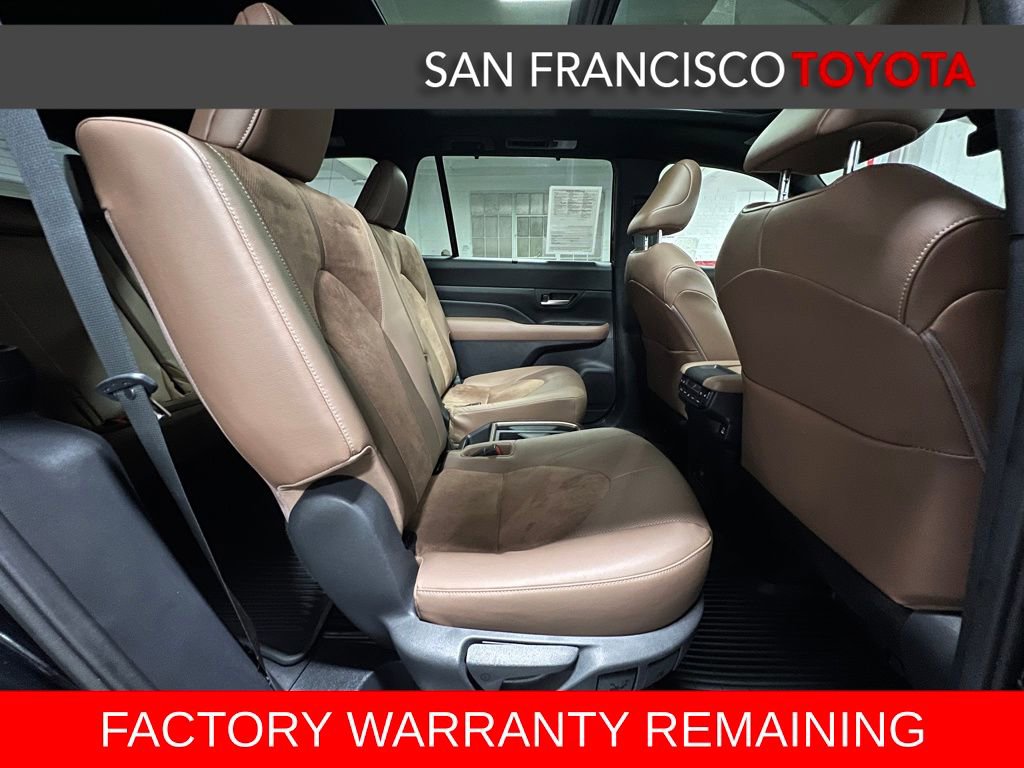 Used 2024 Toyota Grand Highlander AWD Hybrid image 20