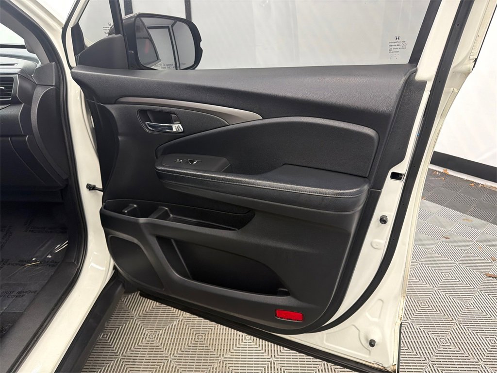 Used 2017 Honda Pilot EX-L image 15