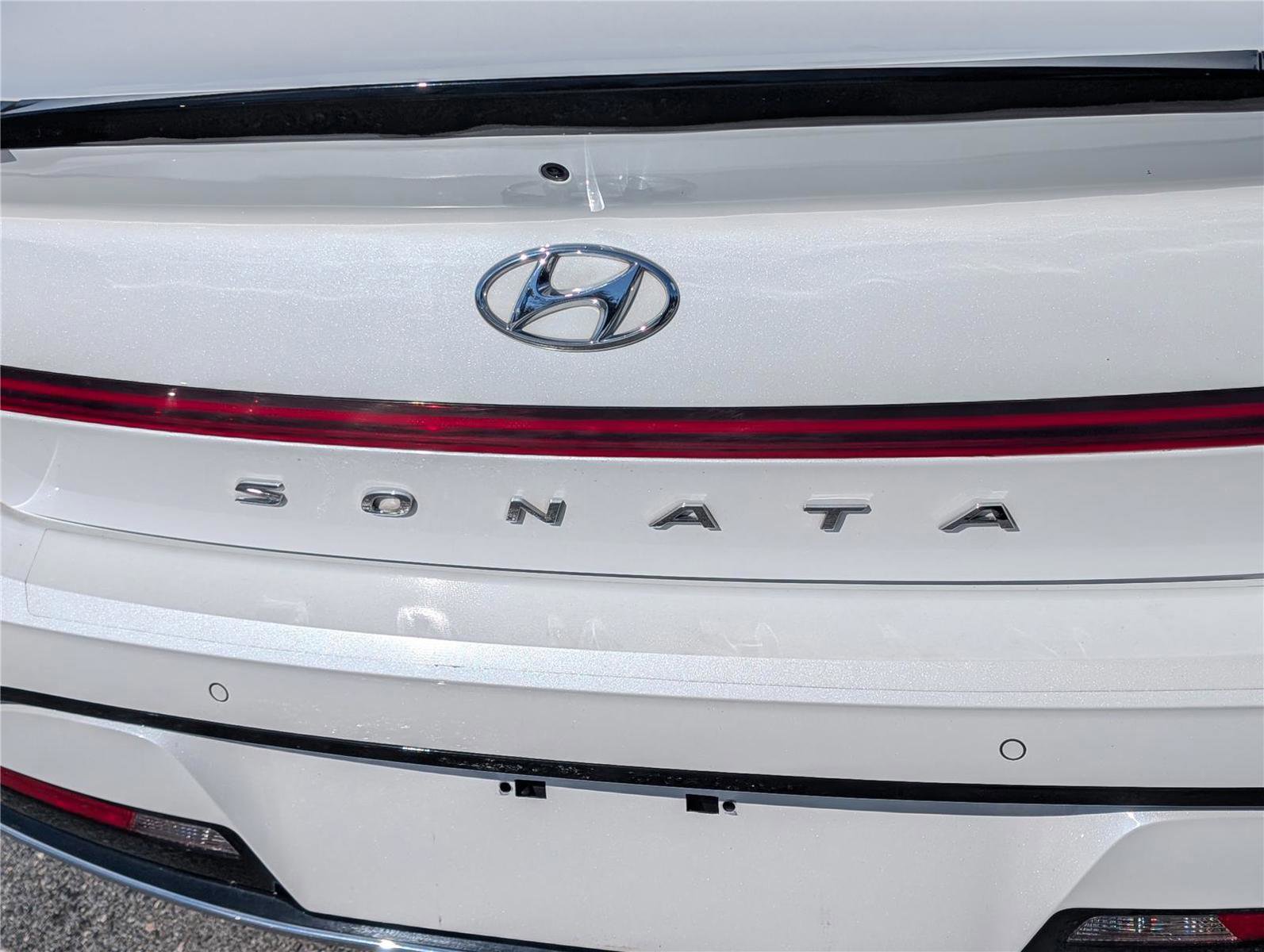 Used 2021 Hyundai Sonata Limited image 9