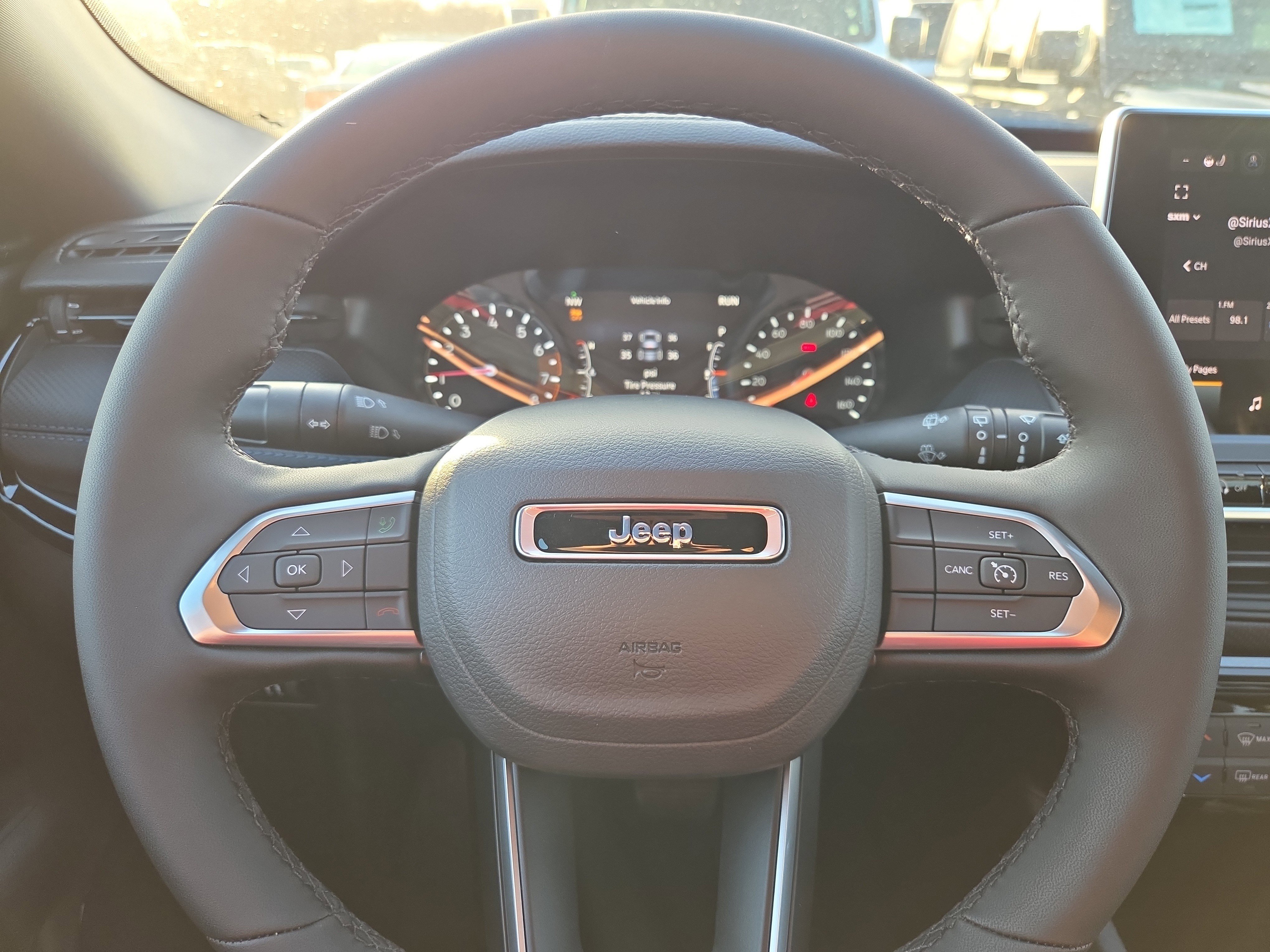 New 2026 Jeep Compass Latitude image 9