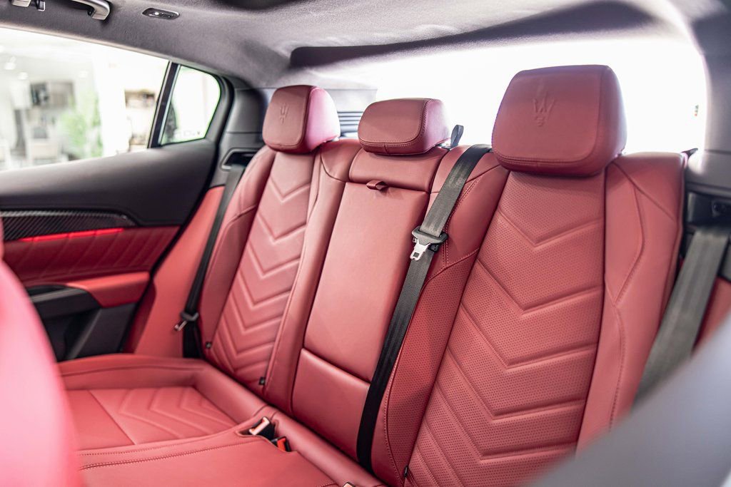 New 2026 Maserati Grecale Modena image 32