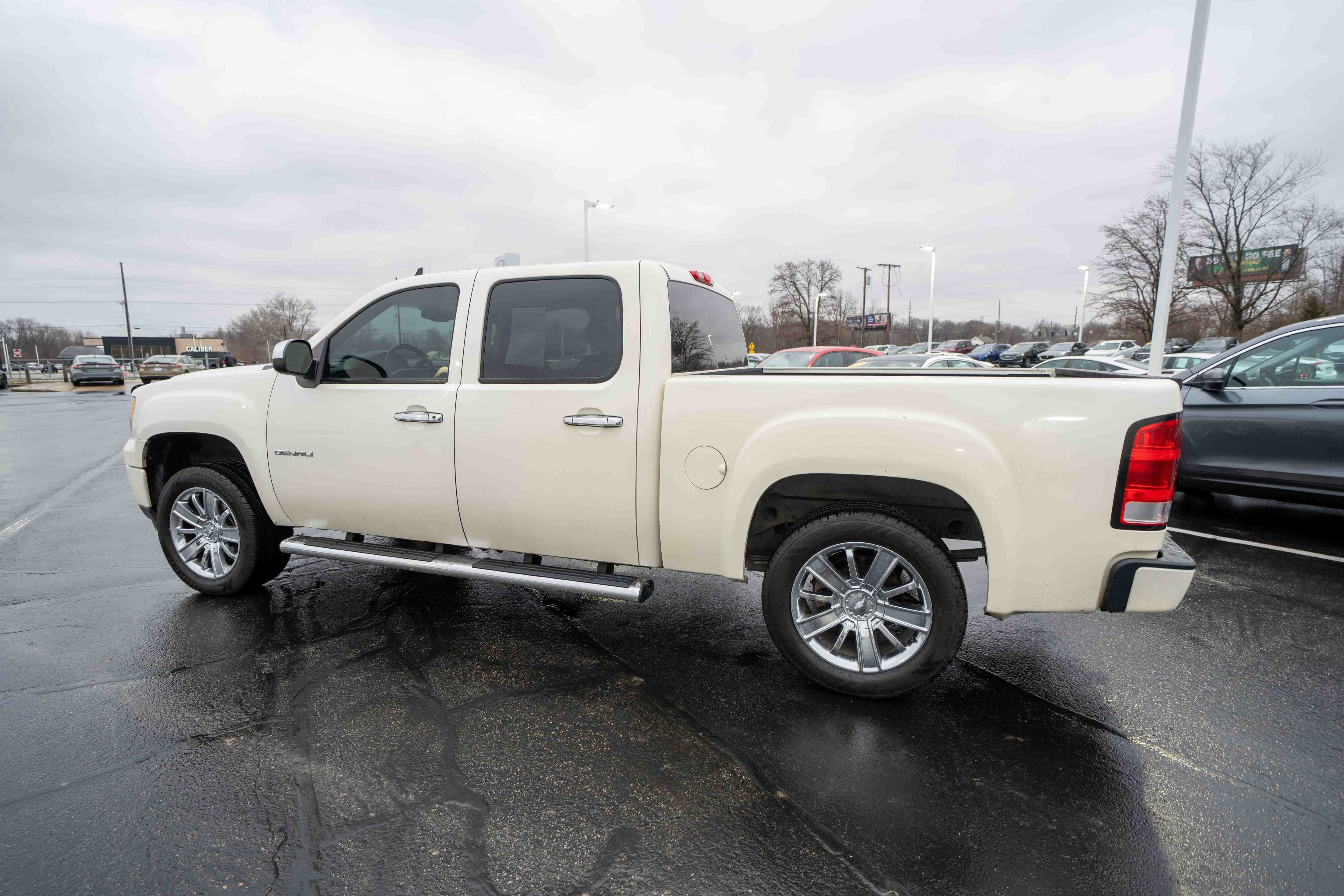 Used 2013 GMC Sierra 1500 Denali image 4
