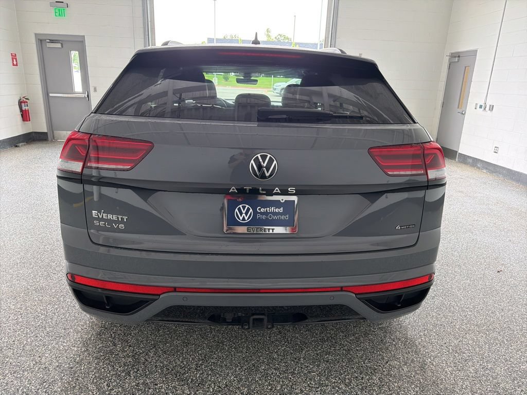 Certified 2023 Volkswagen Atlas Cross Sport SEL R-Line AWD/4WD image 4