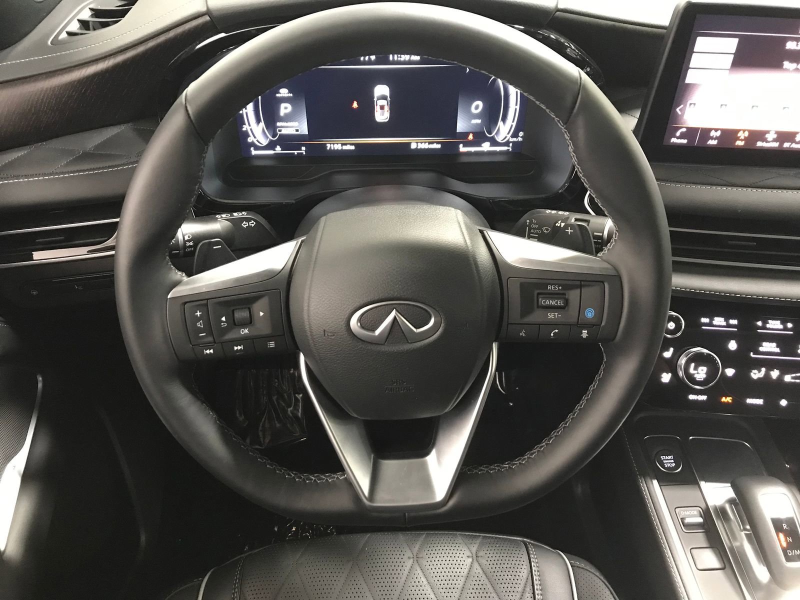 Used 2025 INFINITI QX60 Autograph w/ Cargo Package AWD/4WD image 6