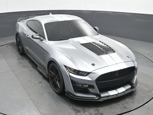 Used 2022 Ford Mustang Shelby GT500 w/ Technology Package RWD image 32
