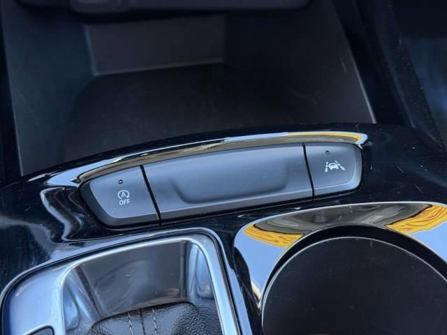 Certified 2025 Chevrolet Trax LT image 27