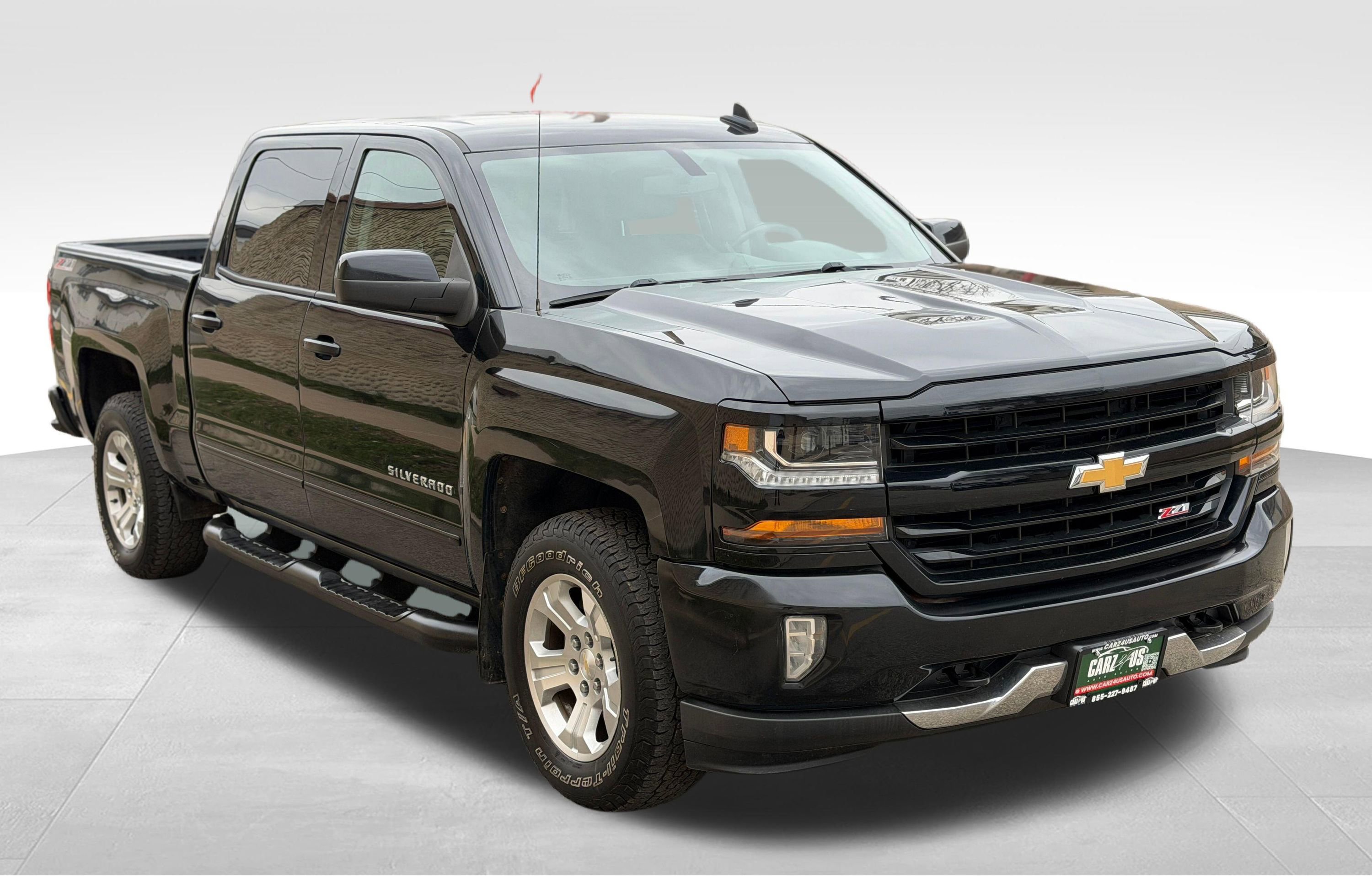 Used 2017 Chevrolet Silverado 1500 LT w/ All Star Edition image 3
