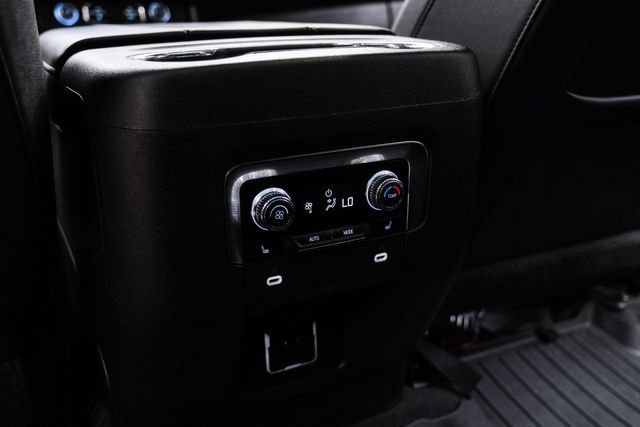 Used 2023 GMC Yukon XL AT4 w/ AT4 Premium Package AWD/4WD image 70