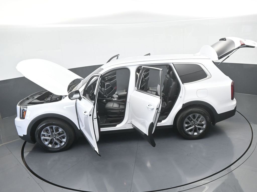 Used 2025 Kia Telluride LX FWD image 68