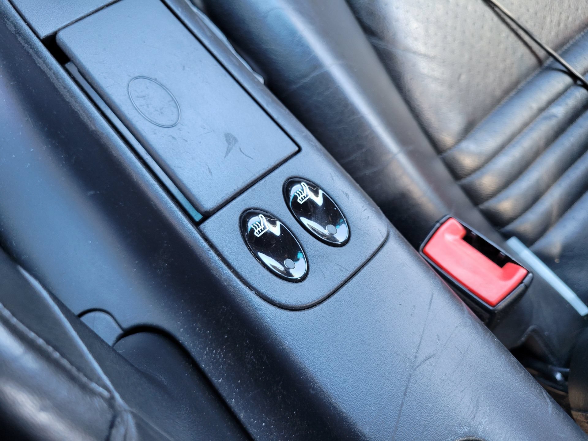 Used 2000 Porsche Boxster RWD image 17