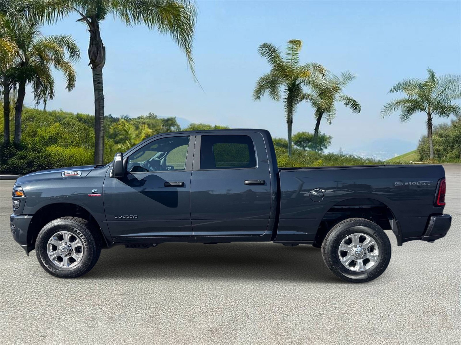 New 2026 RAM 2500 Big Horn AWD/4WD image 5