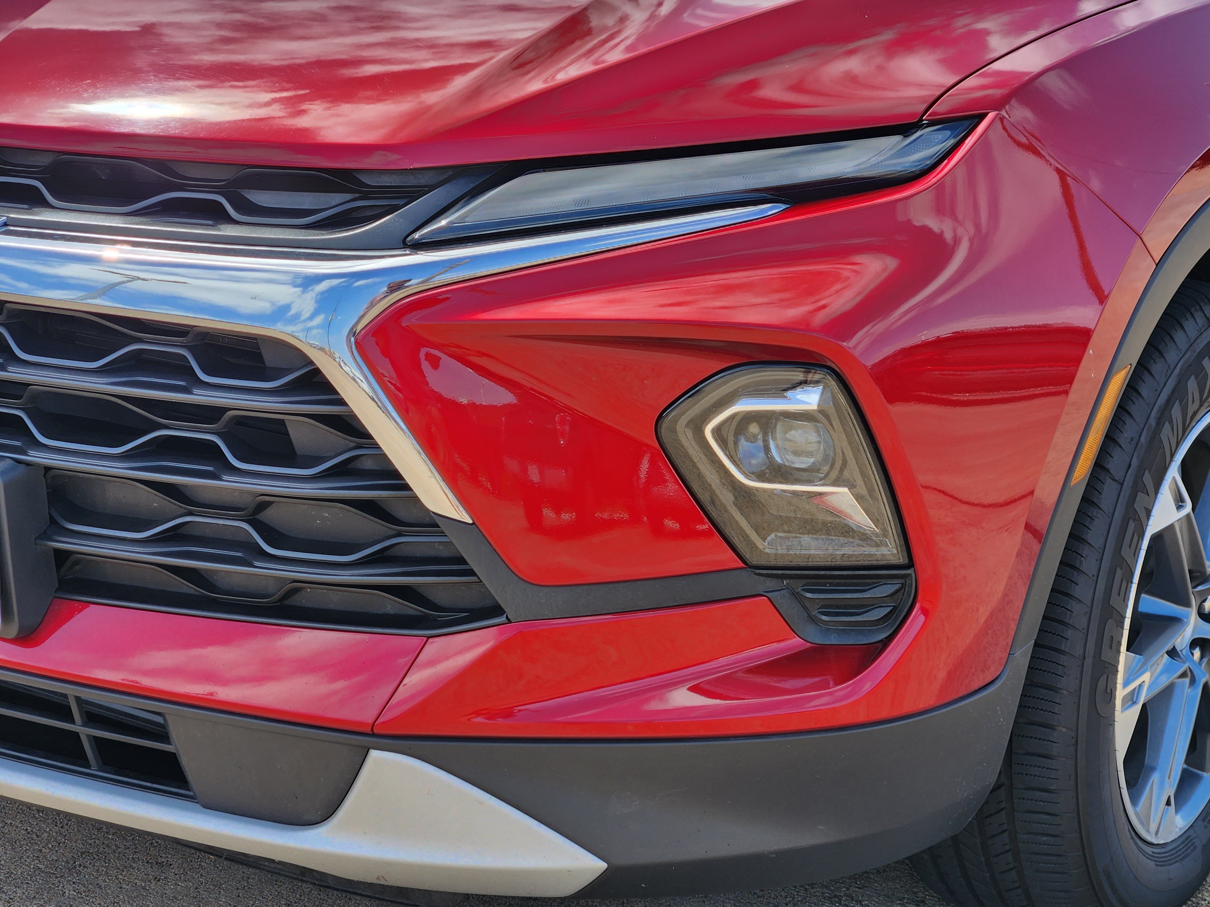 Certified 2025 Chevrolet Blazer LT AWD/4WD image 10