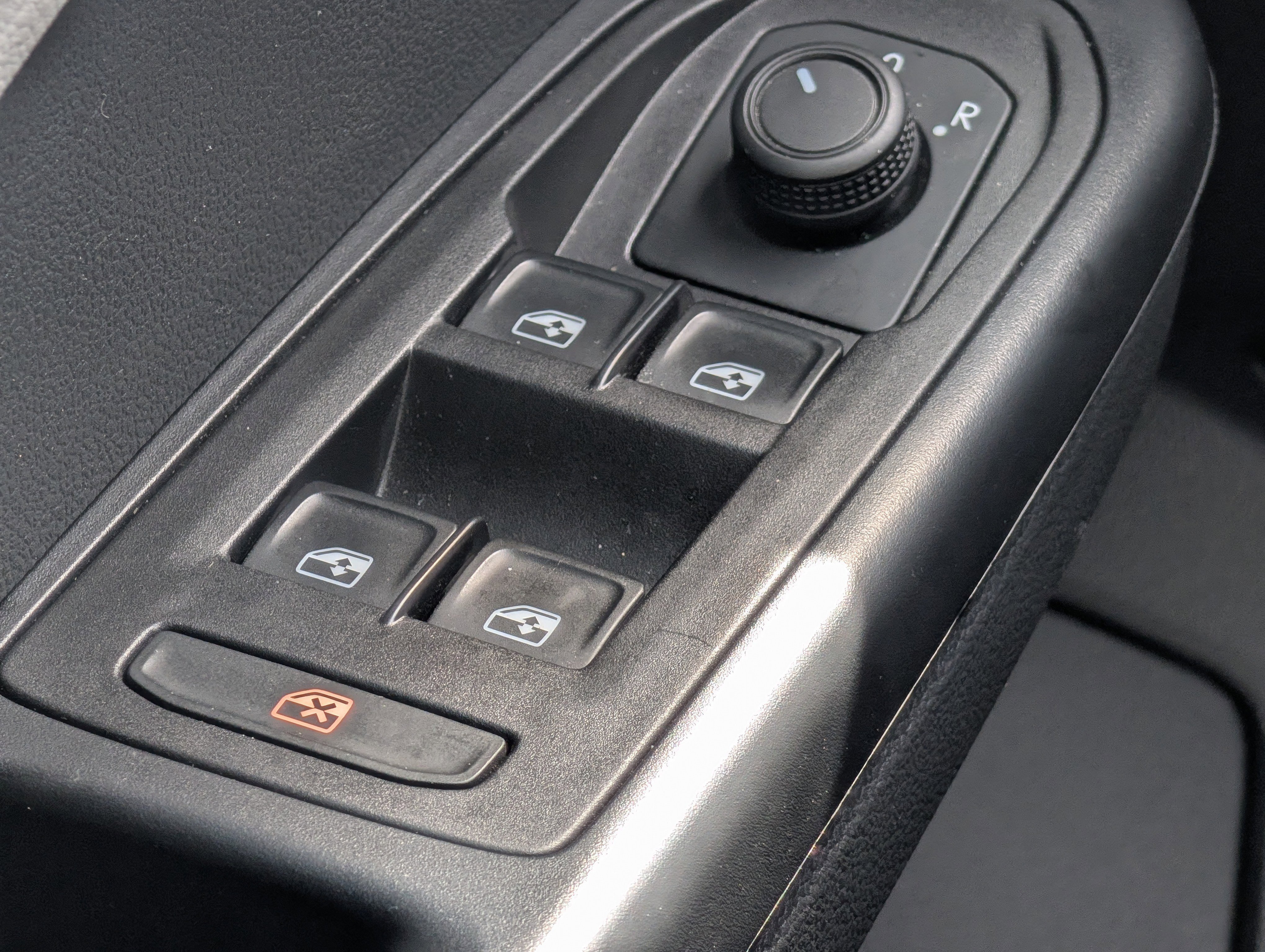 Certified 2023 Volkswagen Taos S image 25