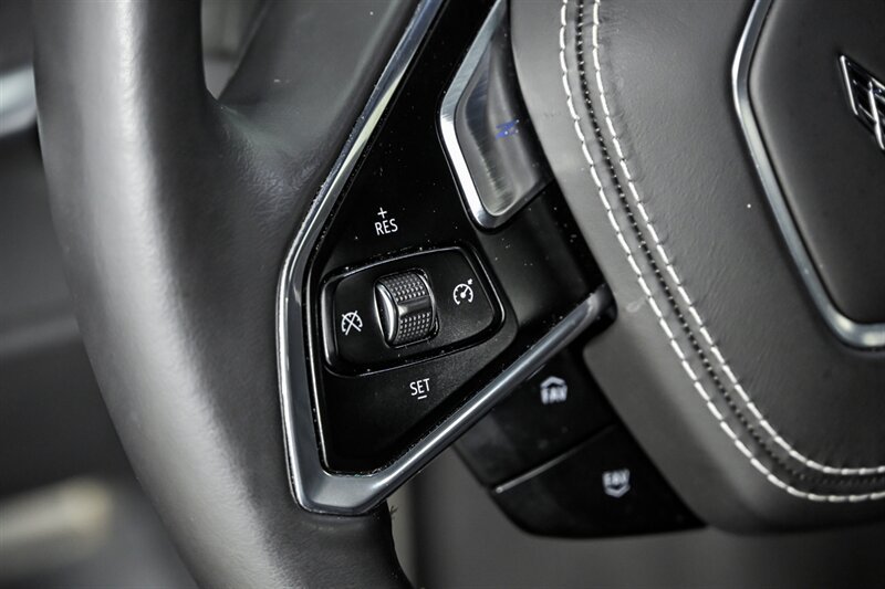 Used 2022 Chevrolet Corvette Stingray Premium Conv w/ Z51 Performance Package RWD image 22