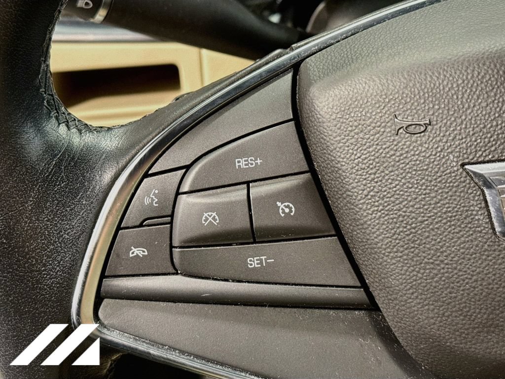 Used 2018 Cadillac XT5 AWD image 11