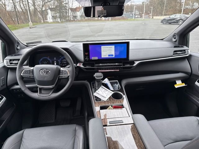 New 2026 Toyota Sienna Platinum AWD/4WD image 22
