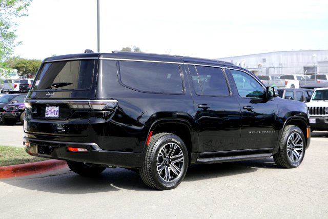 New 2026 Jeep Grand Wagoneer L 4WD w/ Premium Group I image 5