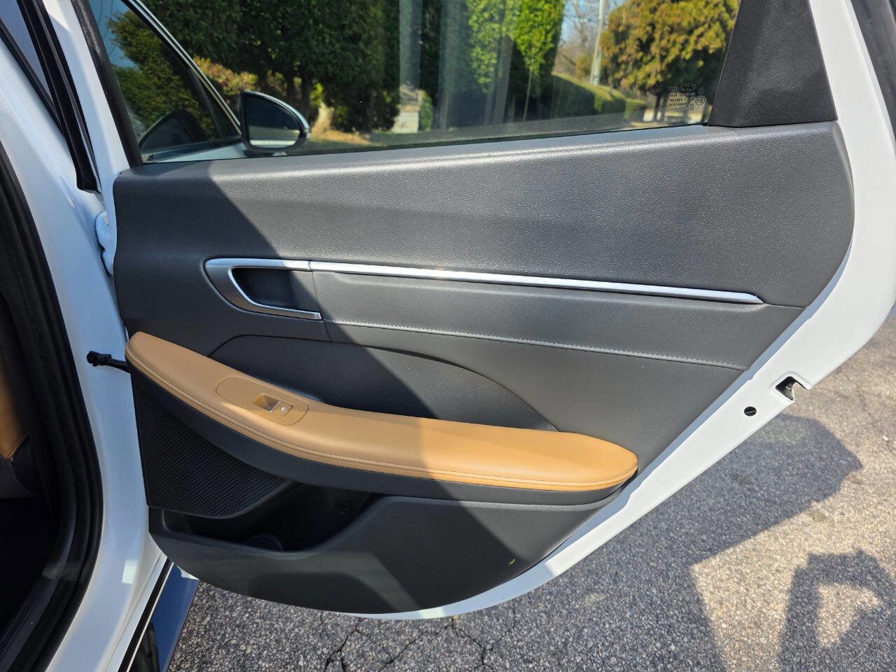 Used 2021 Hyundai Sonata Limited image 40