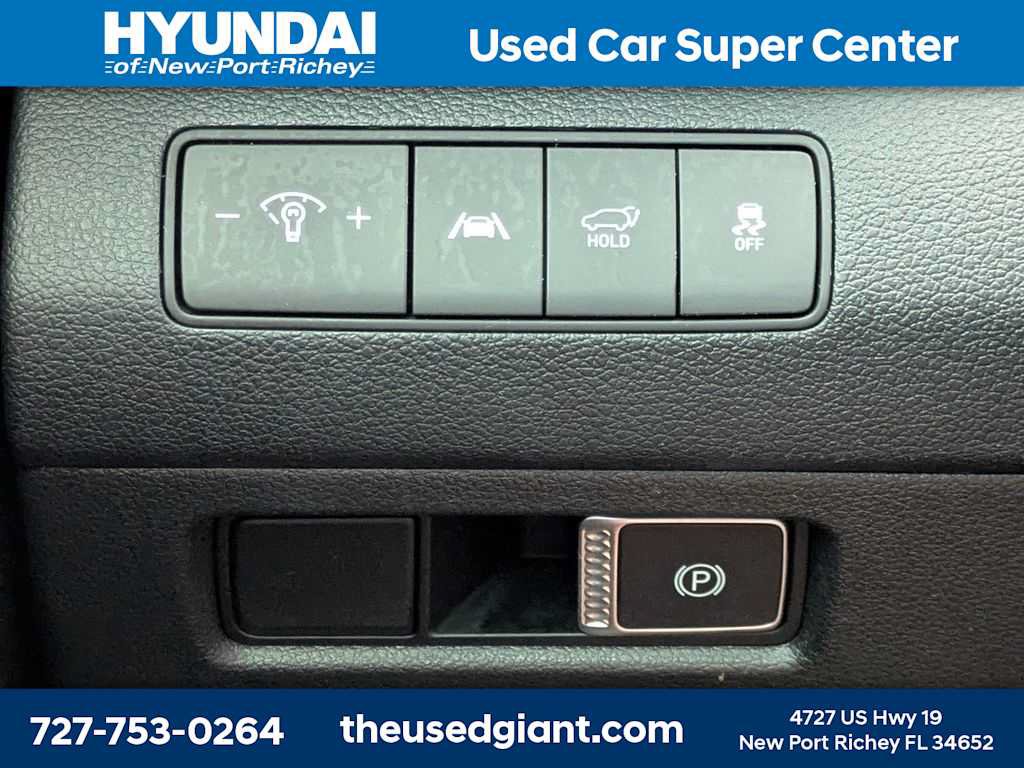 Used 2023 Hyundai Santa Fe SEL FWD image 31